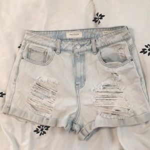 High Waisted Distressed Mom Shorts Light Wash